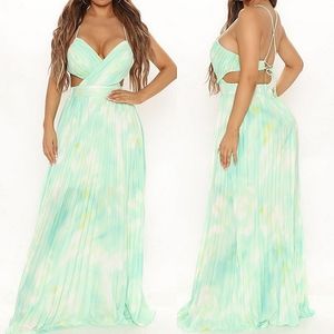 🔥Fashion Nova Maxi Dress